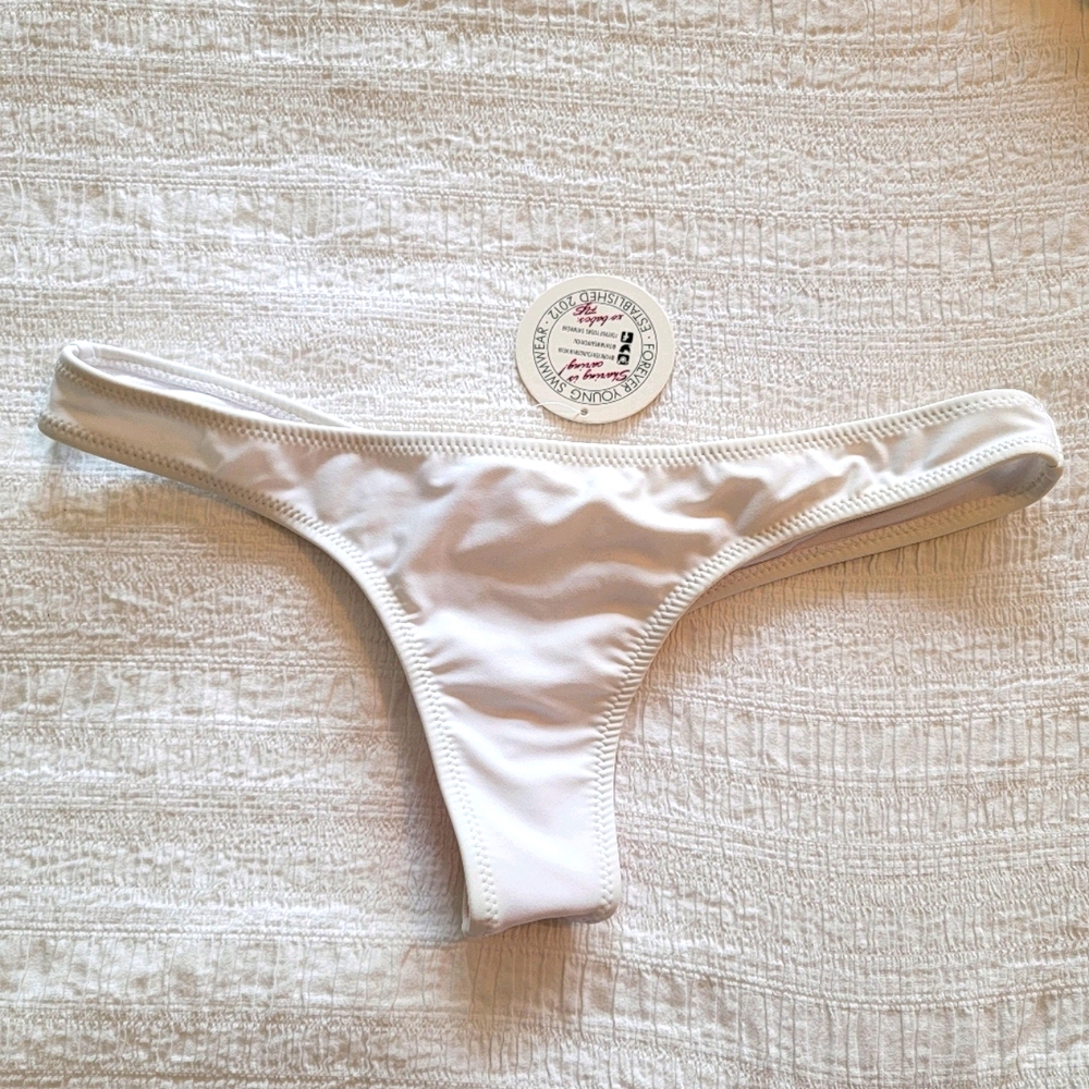 NWT Forever Young bikini bottom